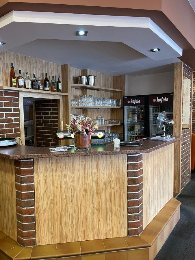 Hotel U Mesta Prahy Nachod Bagian luar foto