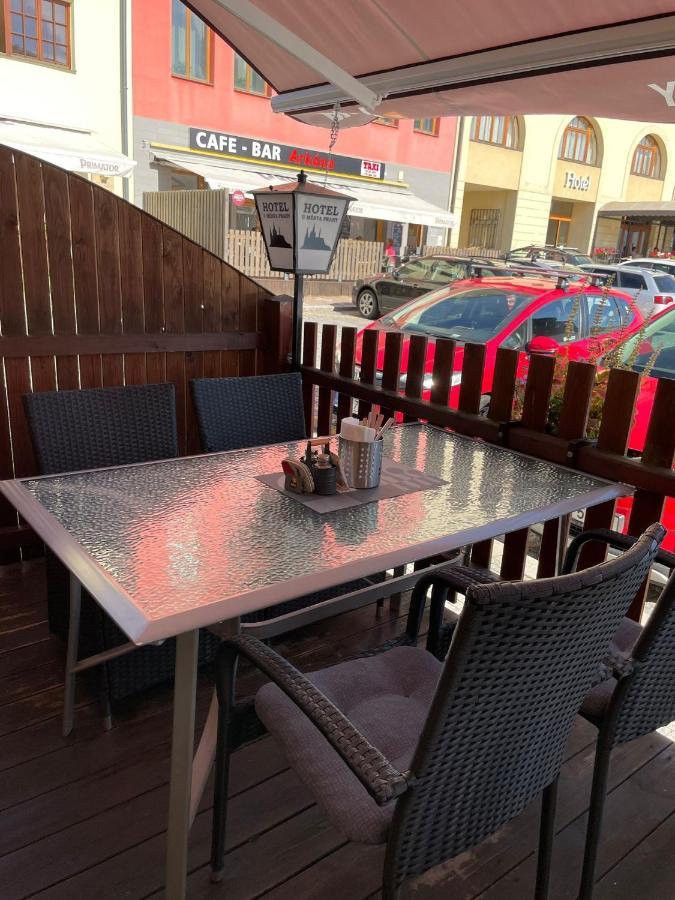Hotel U Mesta Prahy Nachod Bagian luar foto