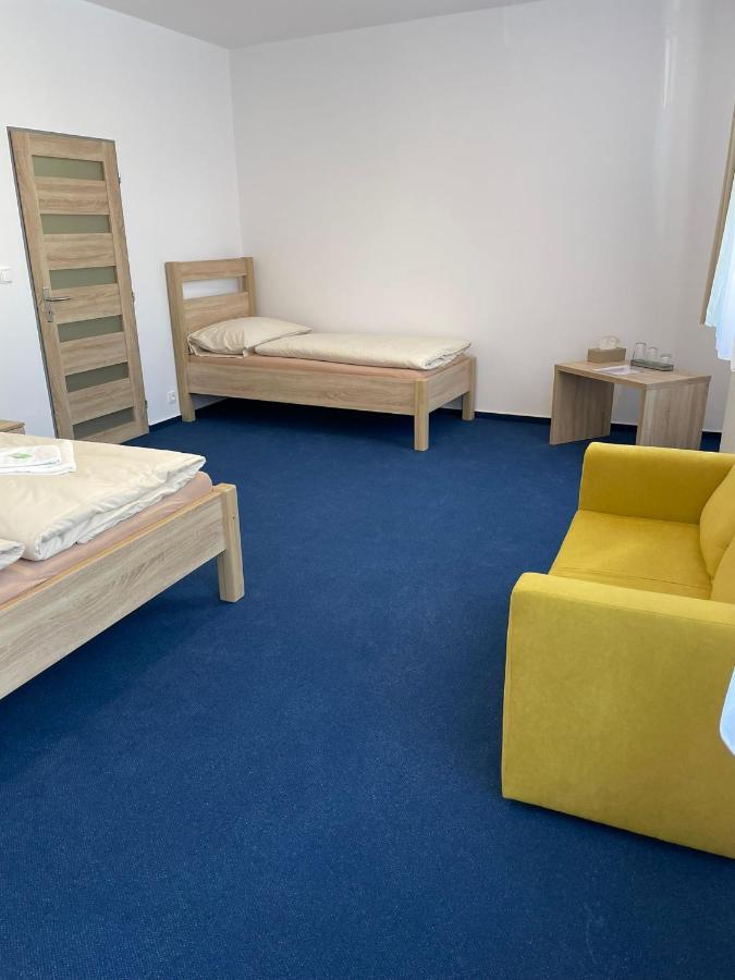 Hotel U Mesta Prahy Nachod Bagian luar foto